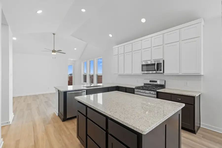 723 Sagebrush Trail, Sherman, TX 75092 - Image #2