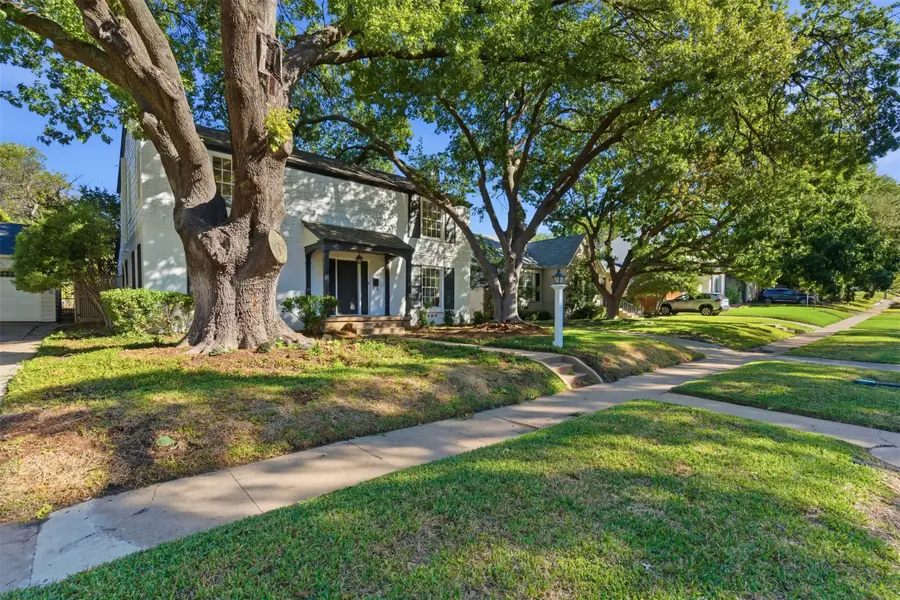 4224 Pershing Avenue, Fort Worth, TX 76107 - Image #3