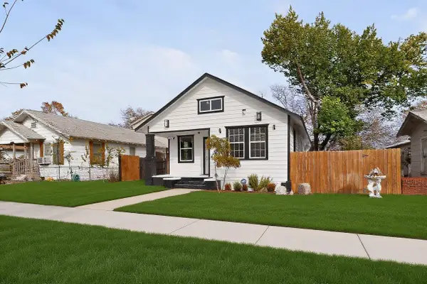 3423 Avenue N, Fort Worth, TX 76105