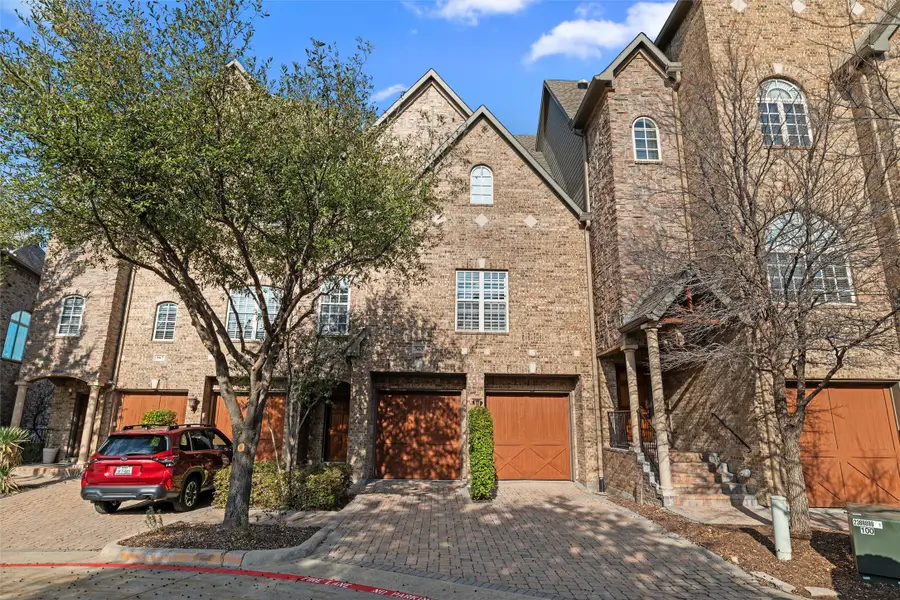 563 Rockingham Drive, Irving, TX 75063 - #2