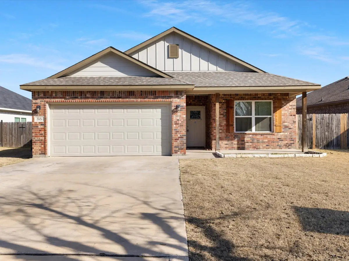 86 Tremont Street, Cleburne, TX 76031 - Image #1