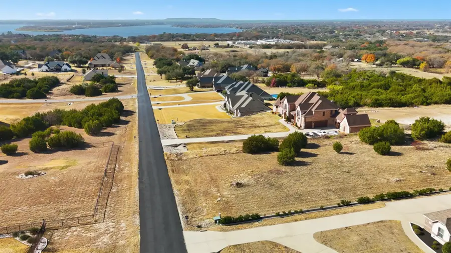 7076 Heathington Boulevard, Granbury, TX 76049 - Image #2