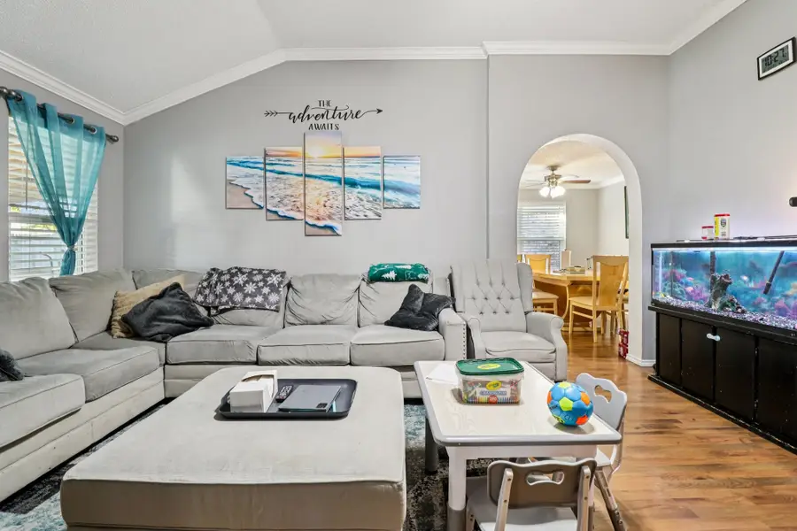 1103 Trenton Lane, Euless, TX 76040 - Image #2