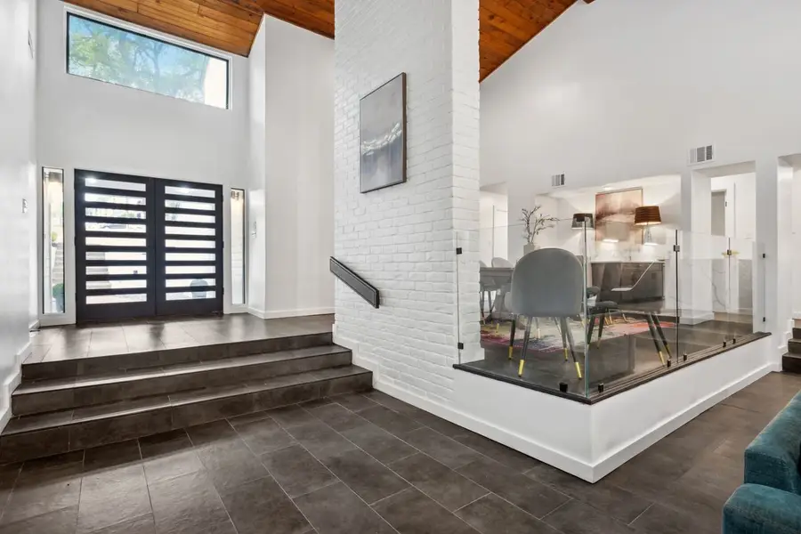 10823 Stone Canyon Road, Dallas, TX 75230 - Image #2