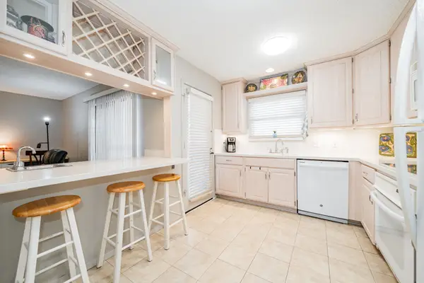 5335 Bent Tree Forest Drive #170, Dallas, TX 75248