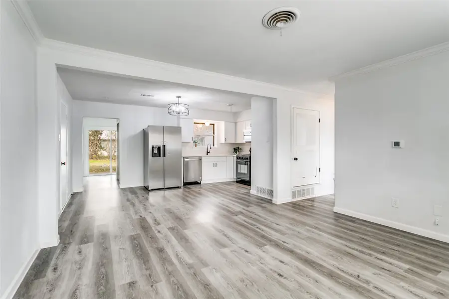 5709 Shipp Drive, Watauga, TX 76148 - Image #2