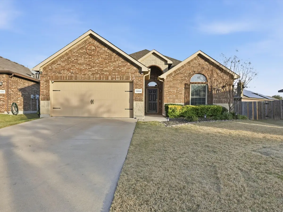 11056 Erinmoor Trail, Fort Worth, TX 76052 - Image #1