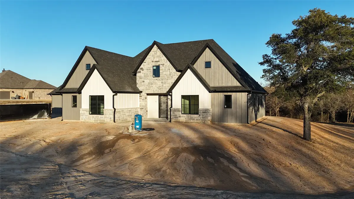 275 Latigo Way, Weatherford, TX 76088 - Image #1