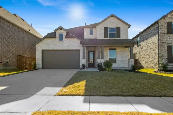 1136 Saddle Ridge Drive, Aubrey, TX 76227