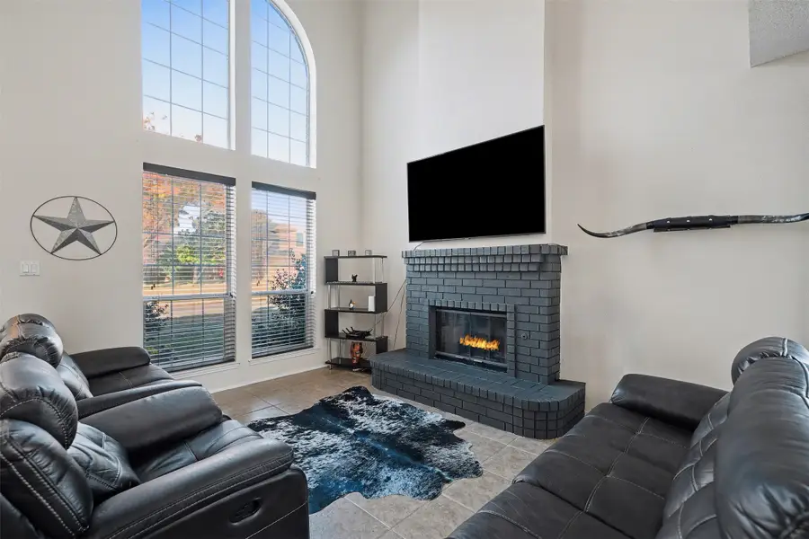 9040 Tyne Trail, Fort Worth, TX 76118 - Image #2