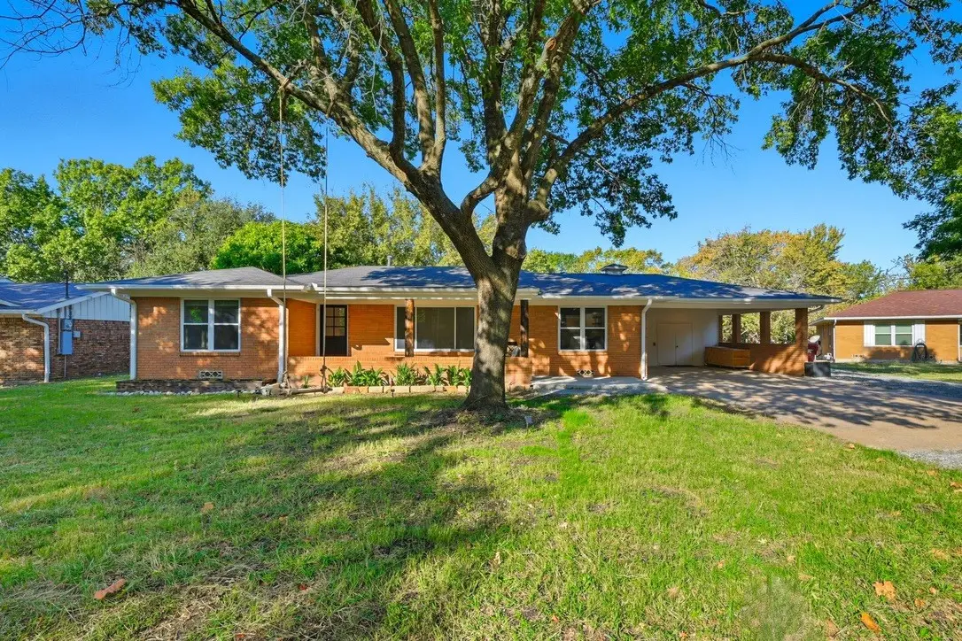 450 Kelly Lane, Van Alstyne, TX 75495 - #1