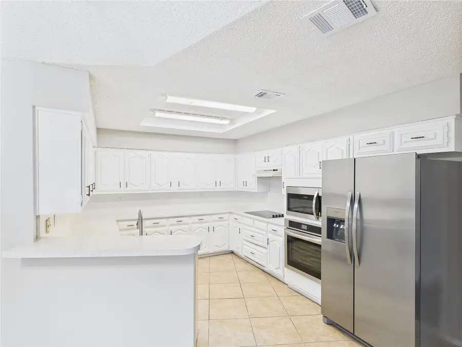 1120 Canyon Ridge Drive, Desoto, TX 75115 - Image #3