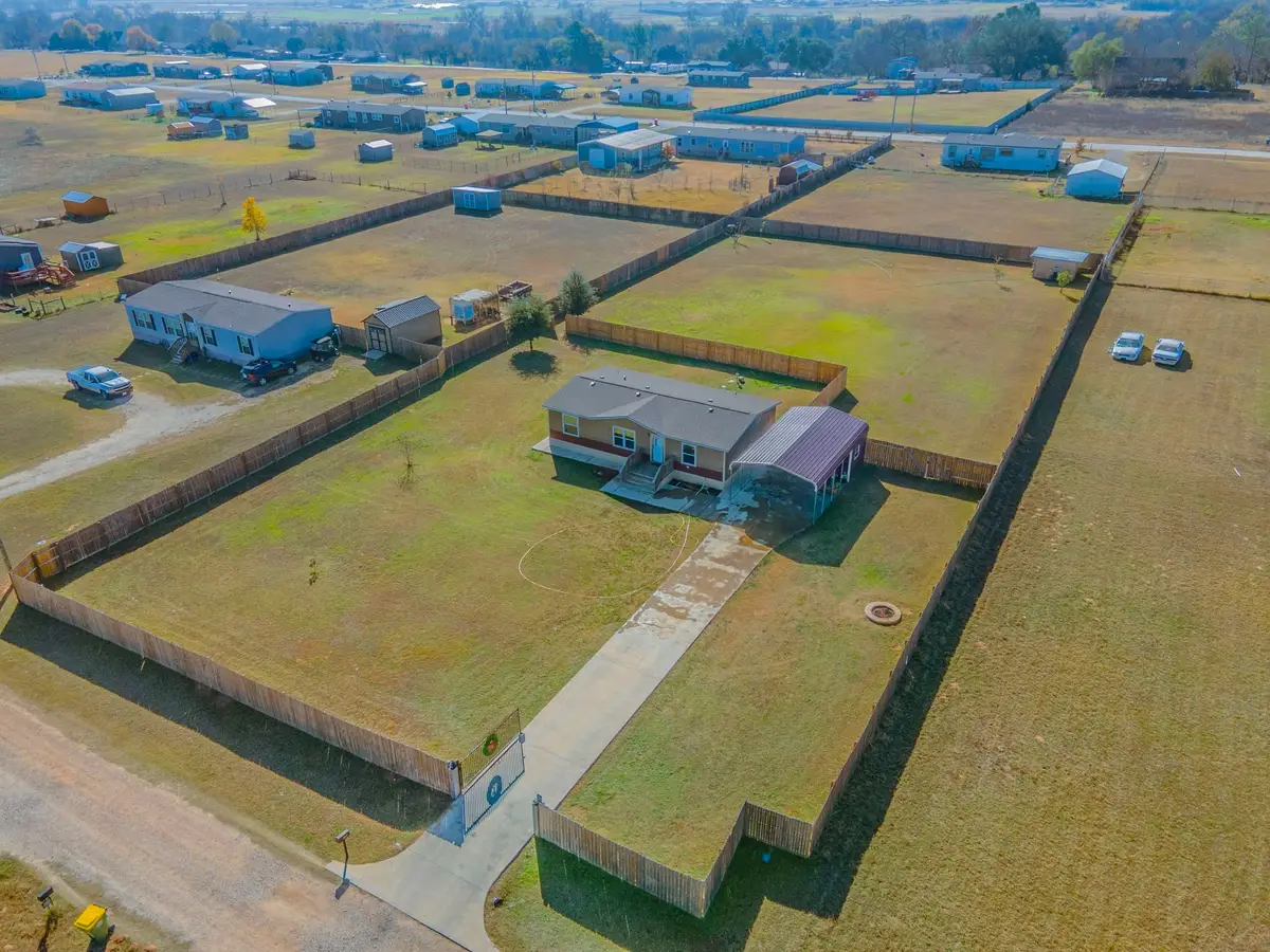 142 Lillie Valley Road, Waco, TX 76705 - Image #1