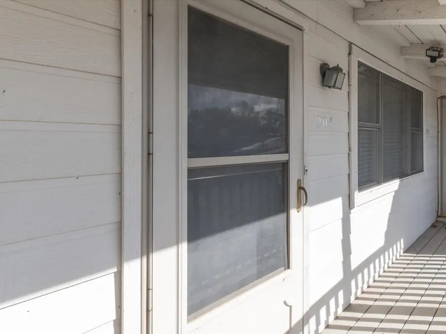 102 Harbor Drive #204, Runaway Bay, TX 76426 - Image #2