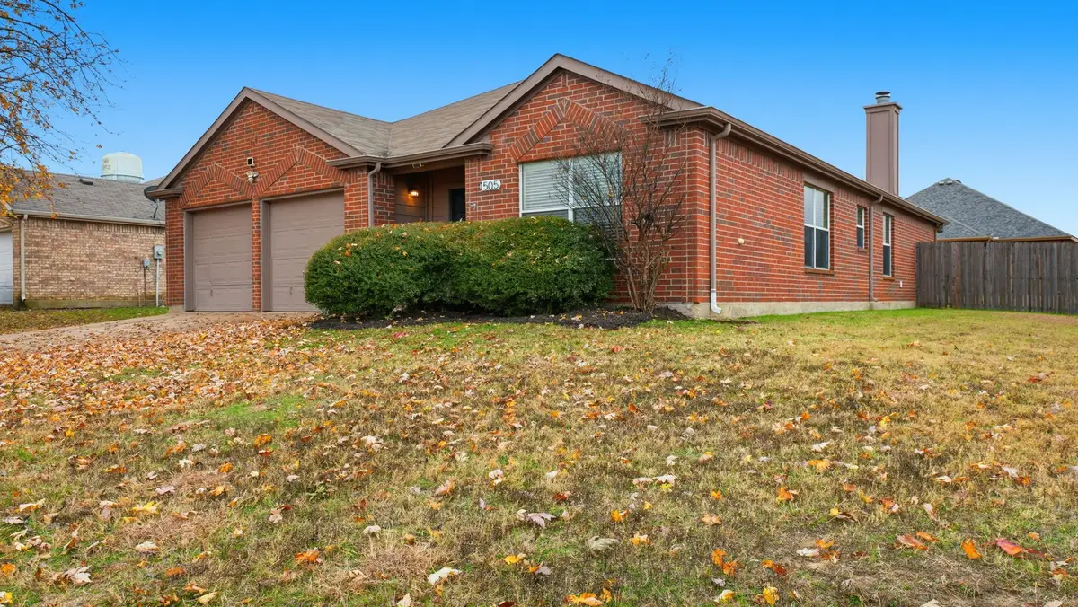 1505 Shady Shores Drive, Glenn Heights, TX 75154 - Image #1