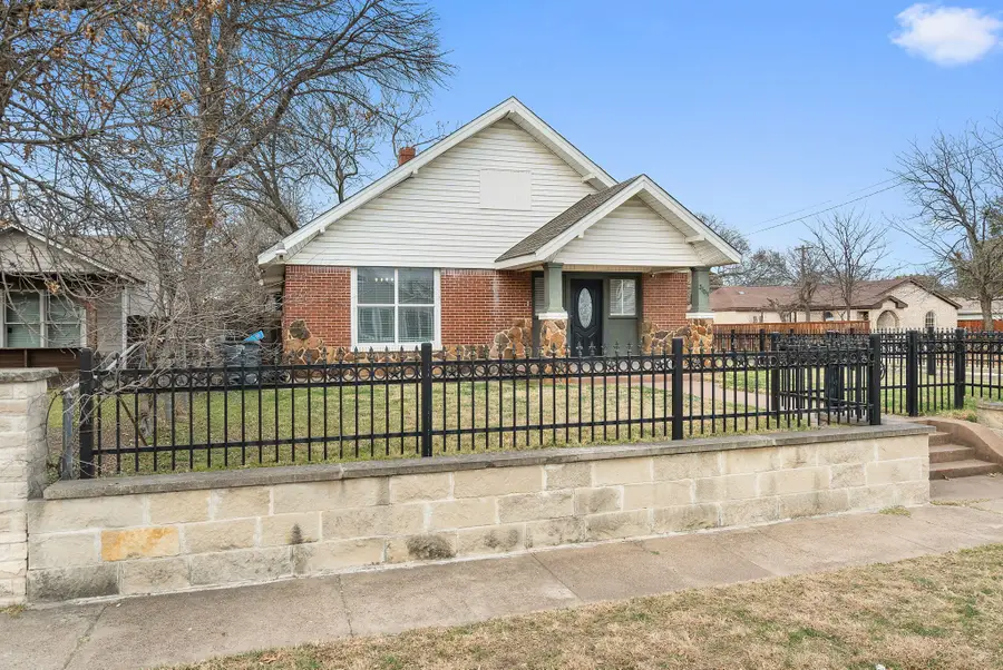 2703 Gladstone Drive, Dallas, TX 75211 - #2