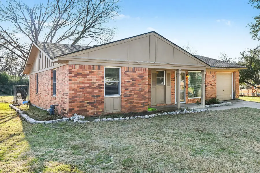 6405 Claude Court, Fort Worth, TX 76135 - Image #2