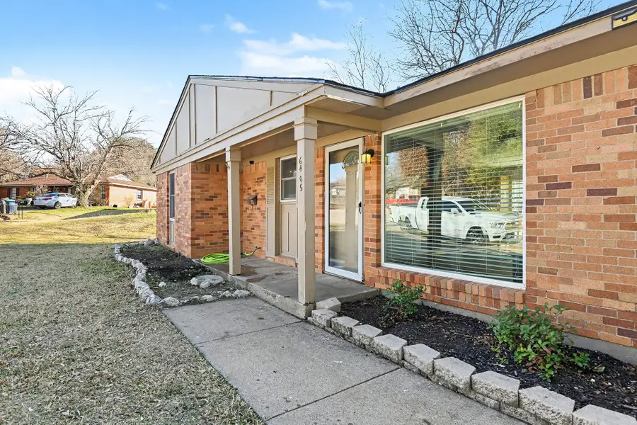 6405 Claude Court, Fort Worth, TX 76135 - Image #3