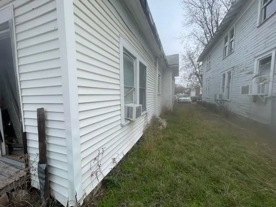 205 N Waco Street, Hillsboro, TX 76645 - Image #3