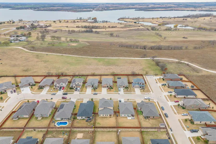 1404 Fremont Trail, Cleburne, TX 76033 - Image #2