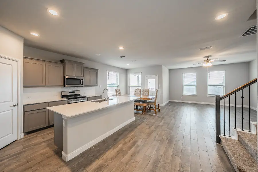 1404 Fremont Trail, Cleburne, TX 76033 - Image #3