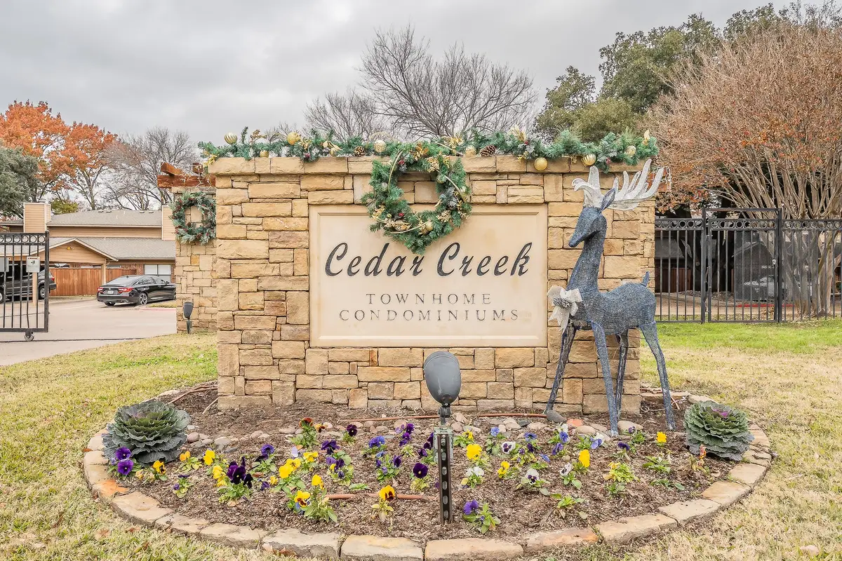 5662 Cedar Creek Drive, Benbrook, TX 76109 - Image #1