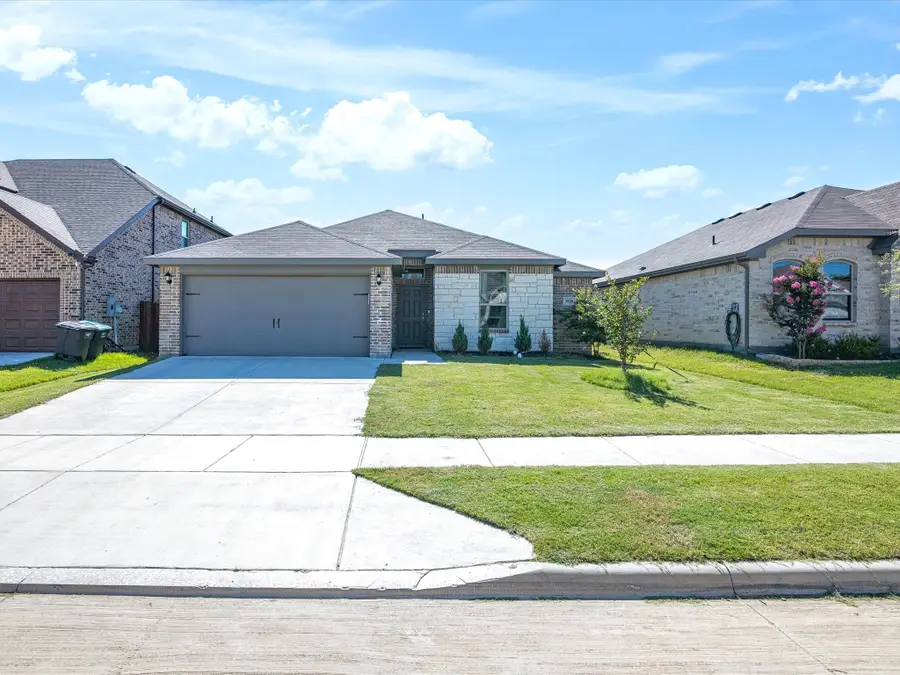 9929 Mescalbean Boulevard, Fort Worth, TX 76036 - #2