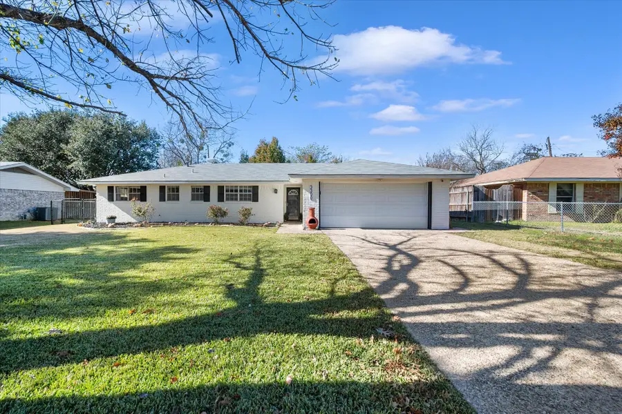 3300 Purdue Drive, Corsicana, TX 75110 - Image #2