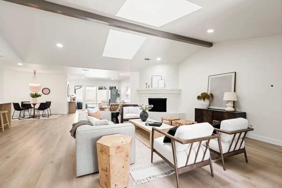 9376 Briarhurst Drive, Dallas, TX 75243 - Image #3