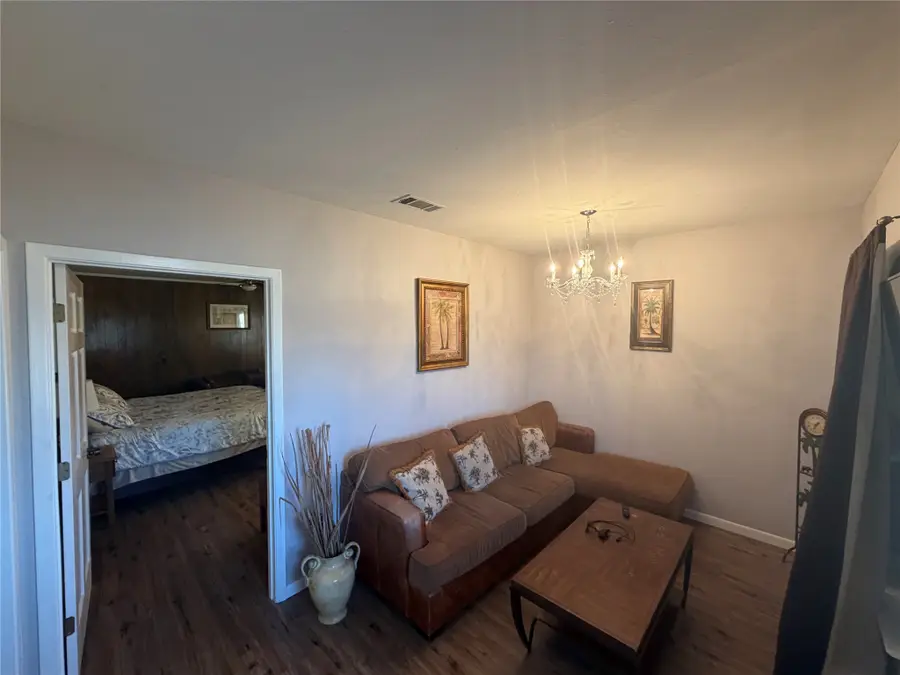 1501 N Business 45, Corsicana, TX 75110 - Image #3