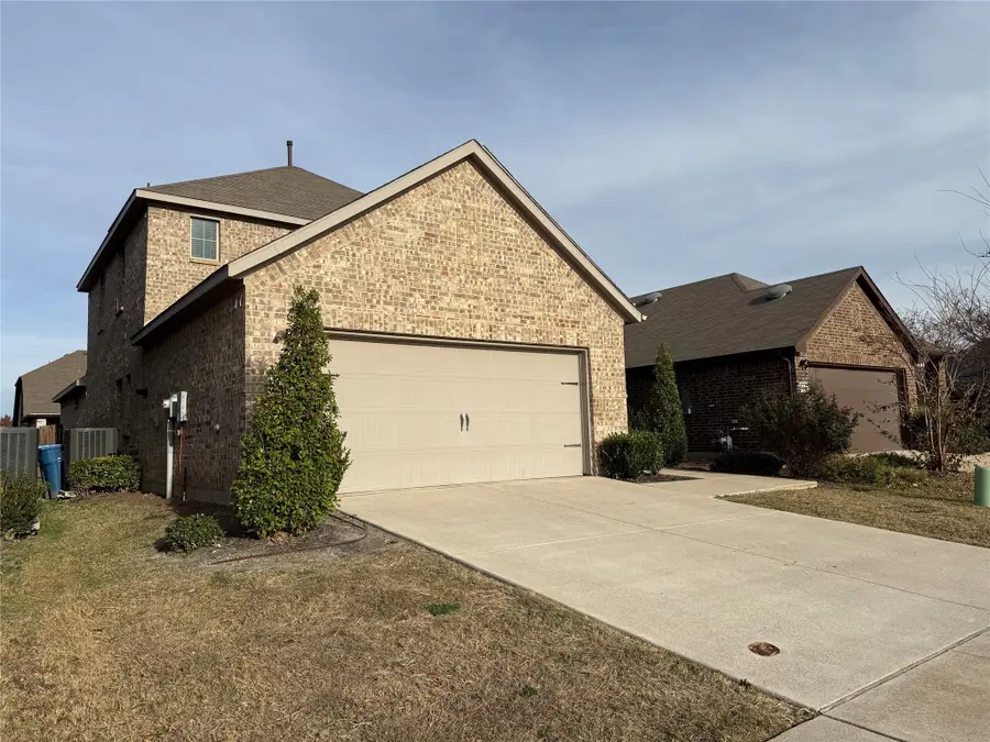 1638 Luckenbach Drive, Forney, TX 75126 - Image #2