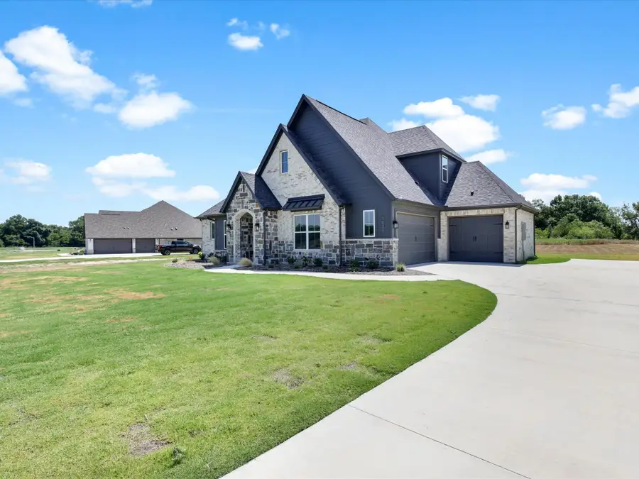1021 Silver Sage, Weatherford, TX 76085 - Image #2