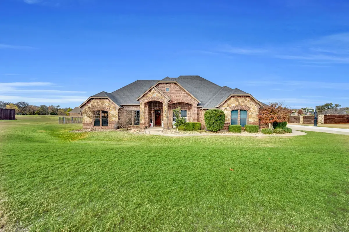 3321 Swan Lake Drive, Midlothian, TX 76065 - Image #1