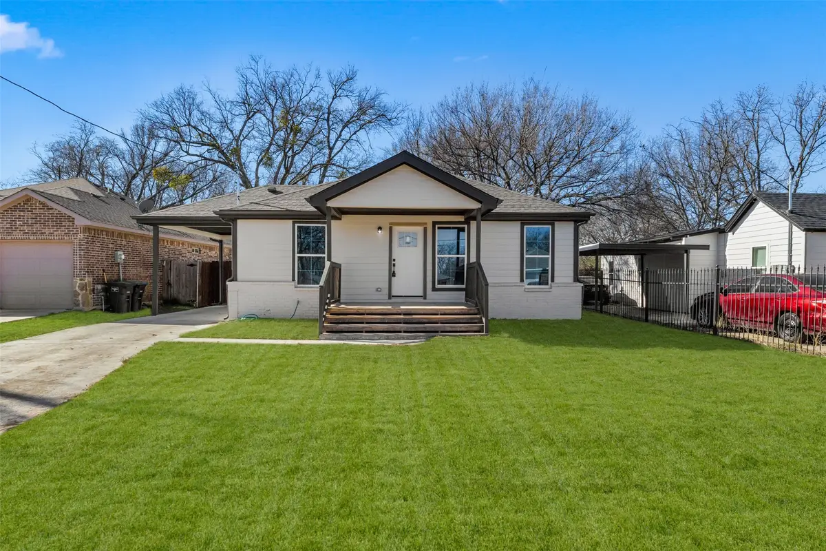 2112 Rw Bivens Lane, Fort Worth, TX 76105 - Image #1