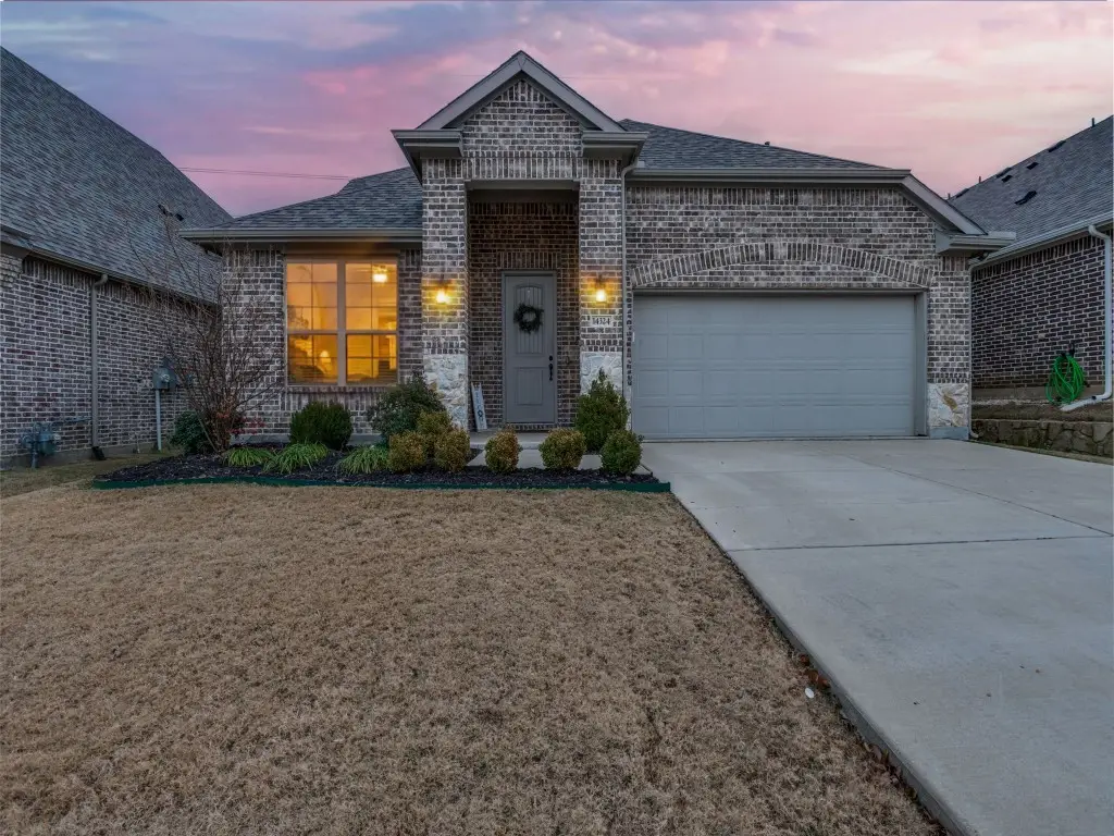 14324 Padden Park Lane, Justin Roanoke, TX 76262 - Image #1