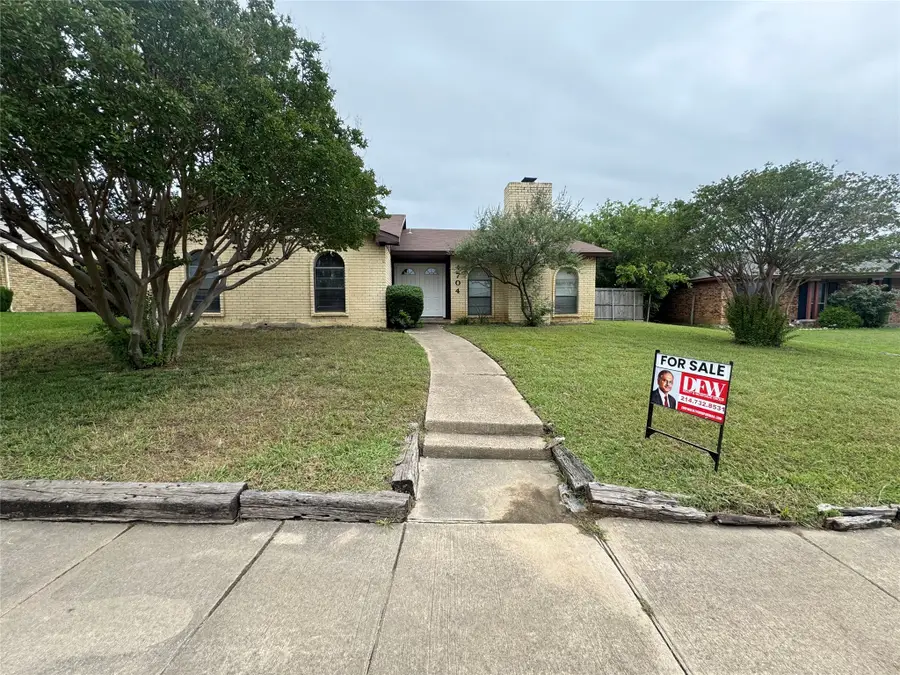 4704 Pemberton Lane, The Colony, TX 75056 - Image #2