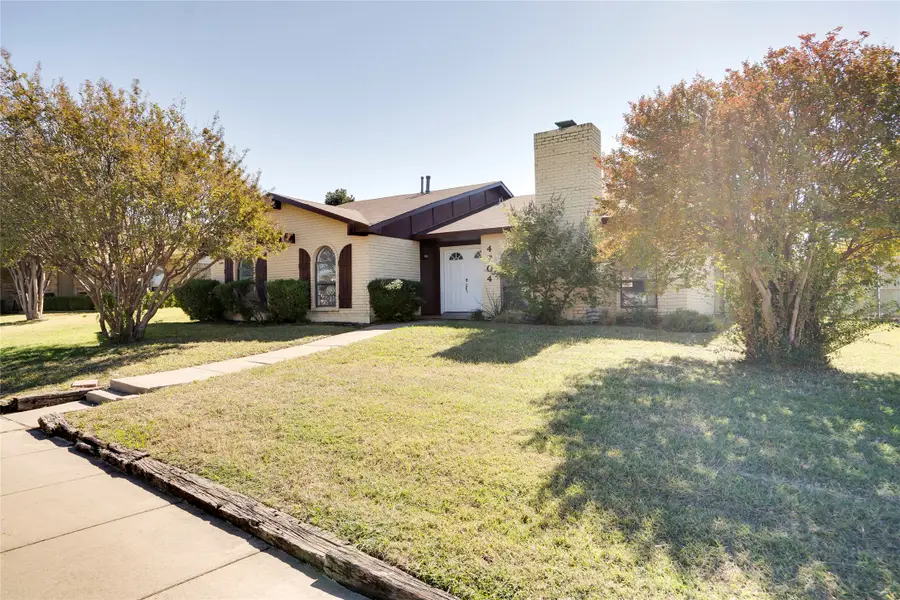 4704 Pemberton Lane, The Colony, TX 75056 - Image #3