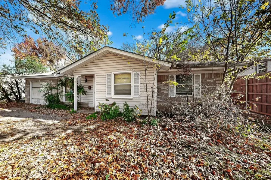 1214 Glenn Drive, Euless, TX 76039 - Image #3