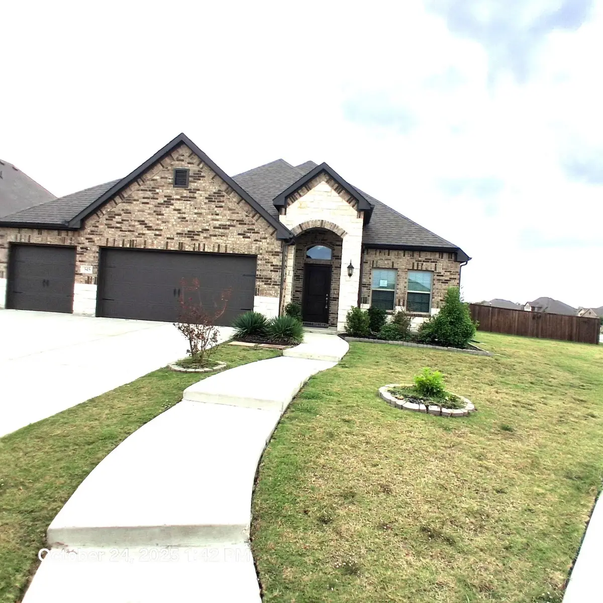 545 Oleander Drive, Royse City, TX 75189 - Image #1