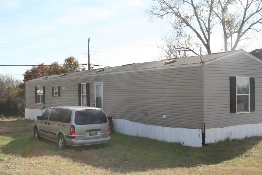 1532 Whippoorwill Court, Pelican Bay, TX 76020 - Image #2