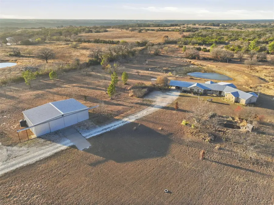 818 County Road 104, Bluff Dale, TX 76433 - Image #3