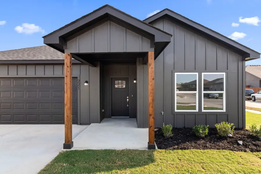 5030 Pinson Street, Fort Worth, TX 76105 - Image #2