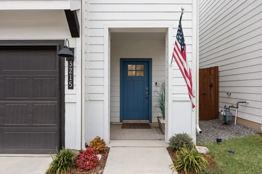 3215 Hampton Drive, Richland Hills, TX 76118 - Image #2