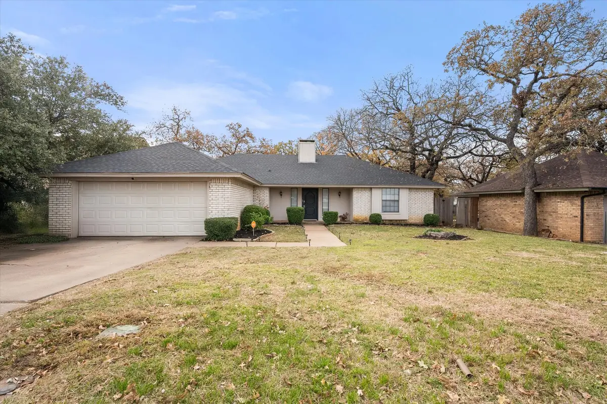2333 Jenson Circle, Fort Worth, TX 76112 - Image #1