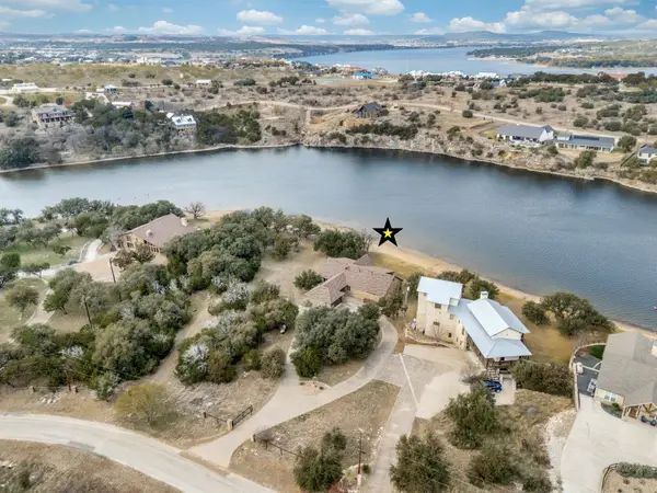 7033 W Hells Gate Drive, Strawn, TX 76475