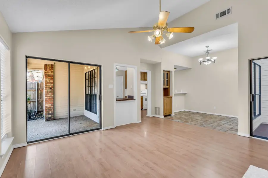 4224 Spring Meadow Lane, Flower Mound, TX 75028 - Image #2