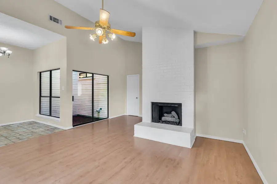 4224 Spring Meadow Lane, Flower Mound, TX 75028 - Image #3