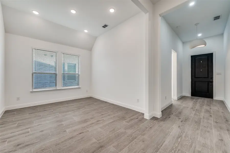 3901 Dahlia Garden Drive, Celina, TX 75078 - Image #2