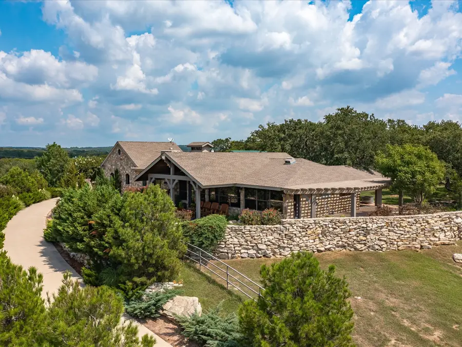 242 Bishop Drive, Weatherford, TX 76088 - Image #2