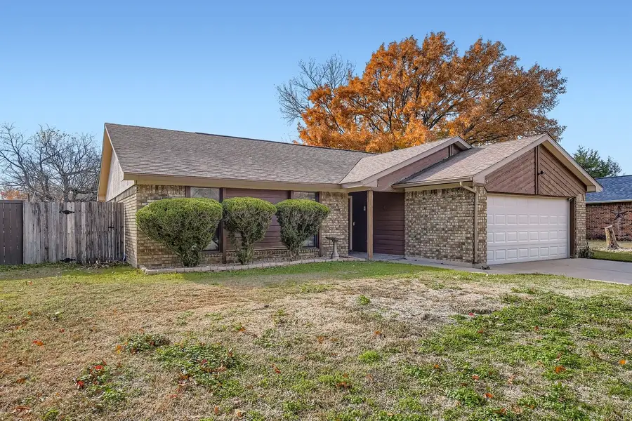 424 Benjamin Lane, Arlington, TX 76002 - Image #2